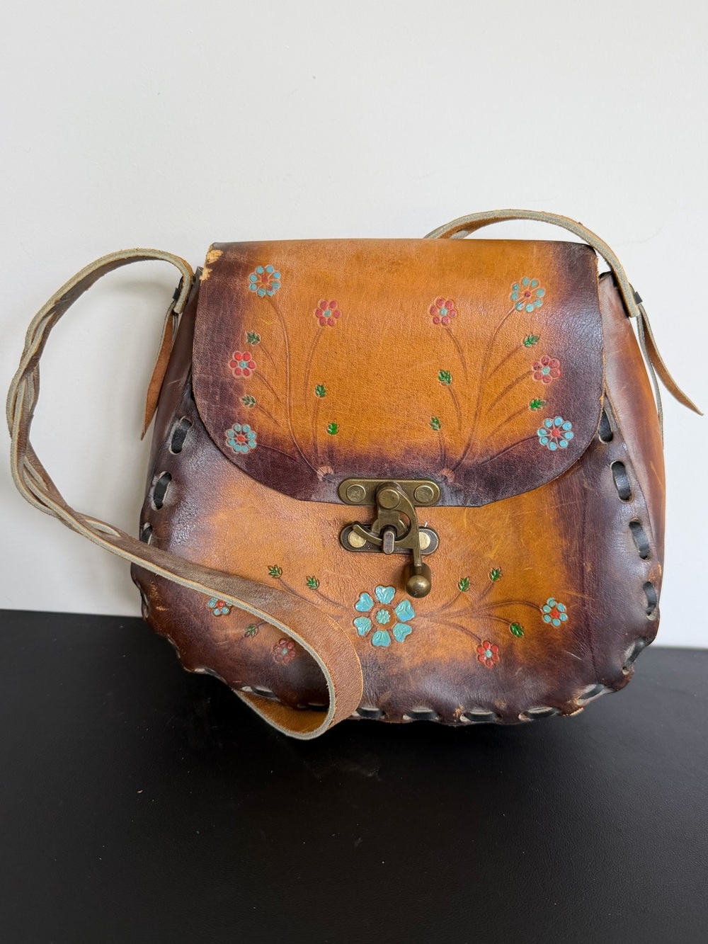 Likely Vintage Mexico Tooled Leather Floral Shoulder Bag Boho Western